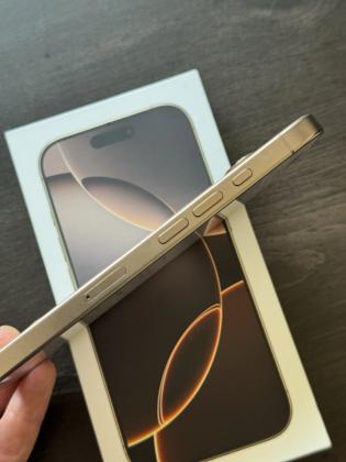 אייפון 16 פרו של אפל