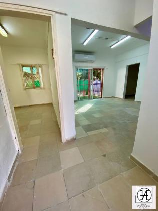 החסידה 4, המפדה האזרחי