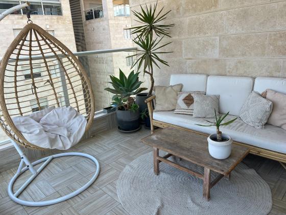 בית אל 17, נוה שרת