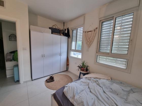 רוזנבלט צבי, דקר