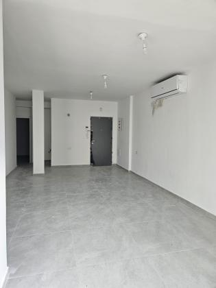 אתרוג 3, בית וגן