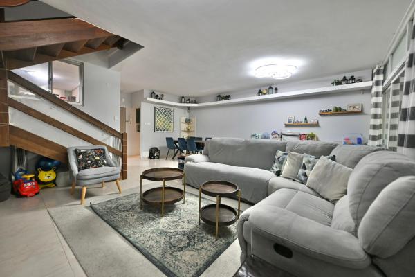 החלמונית 1, קרית ראשון