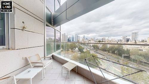 אלוני ניסים 1, פארק צמרת