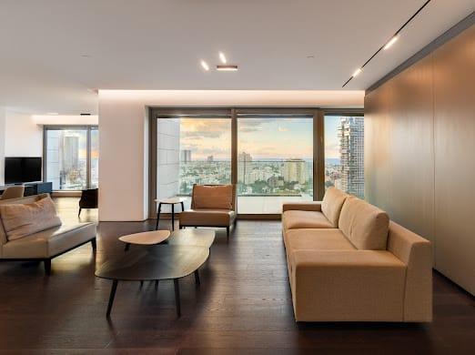 אלוני ניסים, פארק צמרת