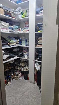 יצחק הלוי 21, גרין ועם