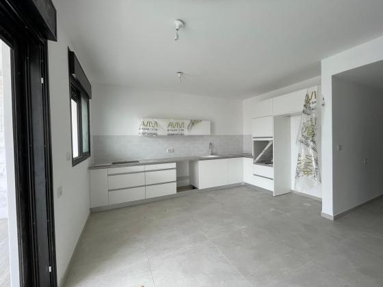 בשכונת אור ים