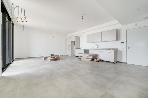 סלמה 46, פלורנטין