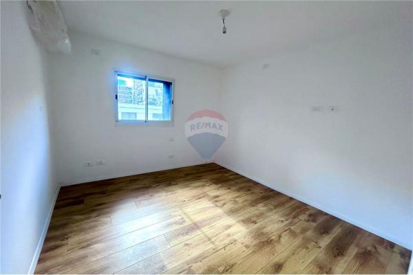 חיים ויטל 23, פלורנטין