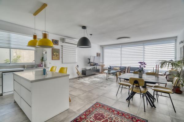 שפינוזה 15, הצפון הישן החלק הדרום מזרחי