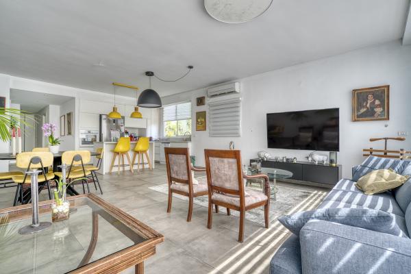 שפינוזה 15, הצפון הישן החלק הדרום מזרחי