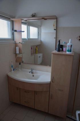 הבילויים 58, הבילויים