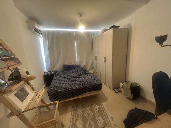 אבן גבירול, שרונה