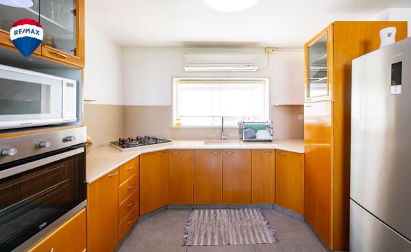 הרקפת 53, גבעת סביון