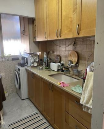 אפרים צור, שקמים