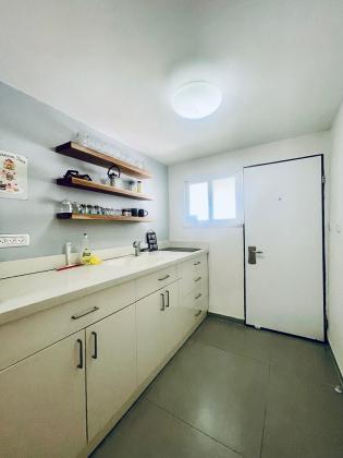 אסתר רבין 45, דניה