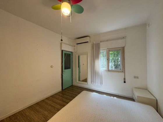 השלום 1, הפרחים