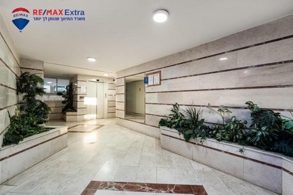 כצנלסון 31, בית וגן