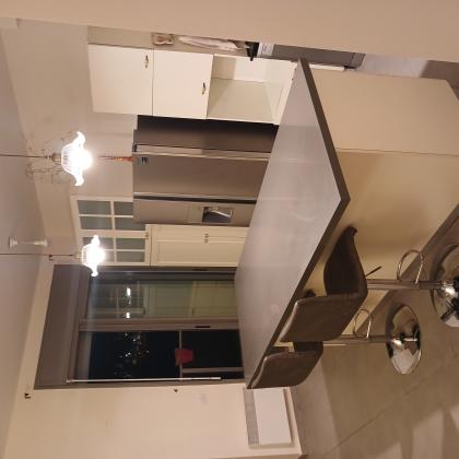 גרשון אבנר 8, ארמון הנציב