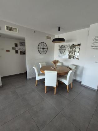 אלמוג 13, רמת הנשיא