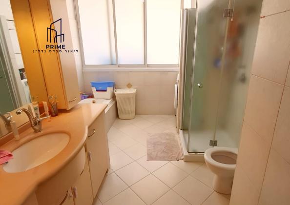 התחיה, נאות שושנים