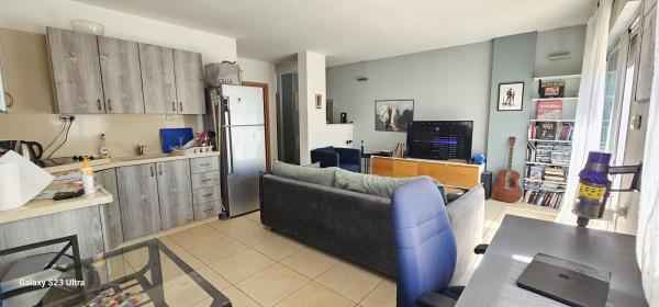 הרצל 106, פלורנטין