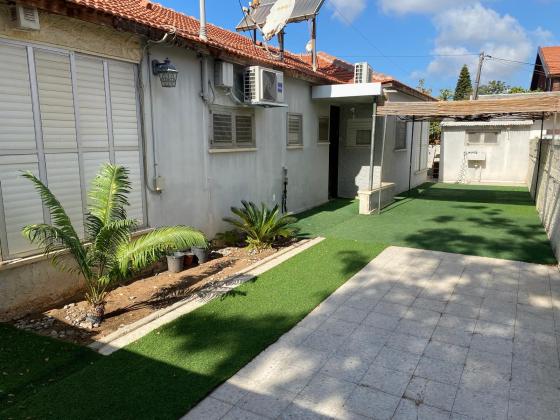 ציונות 1, שיכון ותיקים