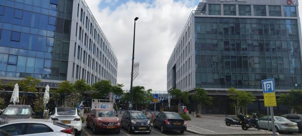 הדובדבן 3, פסגת אונו