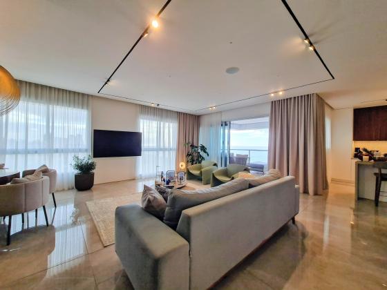 יוסף לפיד 3, נוף הטיילת