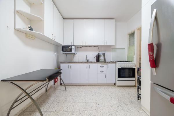 הרברט סמואל 100, מרכז העיר