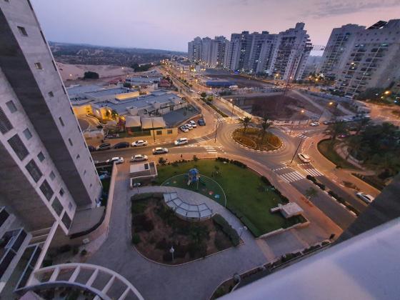 אפרסק 6, רובע טז