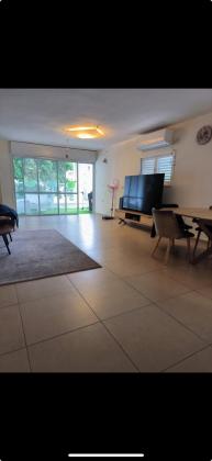 מלכי ישראל 10, הירוקה המרכזית