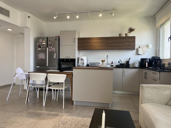 בית אל 17, נוה שרת