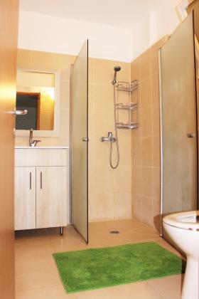 שמעון בר גיורא 3 (שכונה ד)