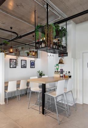 התע"ש 18, אזור התעשיה הישן