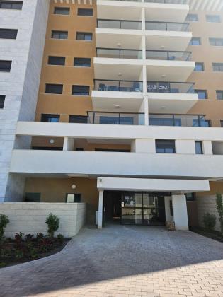 רוזמרין 26, סיגליות