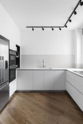 בשכונת נווה גן