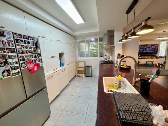 קרן היסוד 52, רוממה הישנה