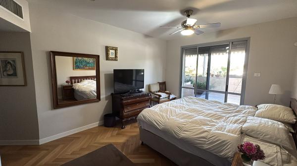 יגאל ידין 43, המגינים (השמשוני דרום)