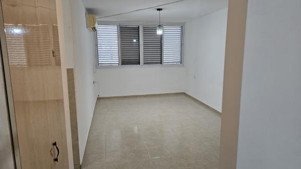 הרצל 76, הרצל