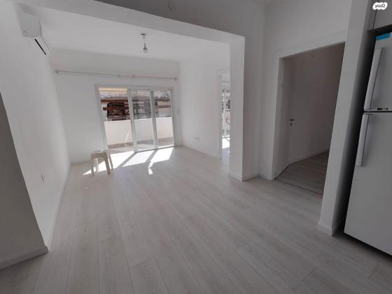 חבצלת 7, מרכז העיר