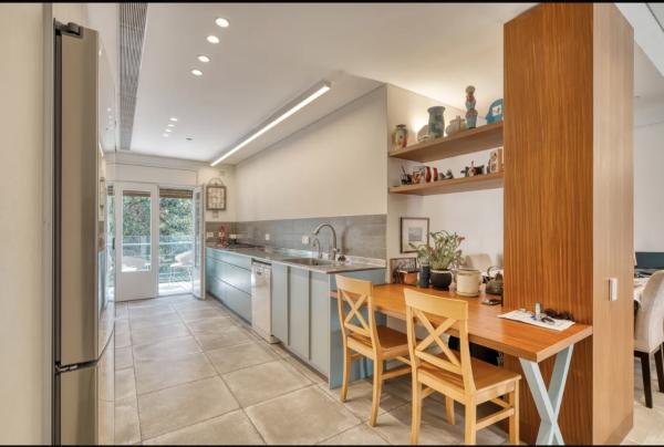 ז'בוטינסקי 62, הצפון הישן החלק המרכזי