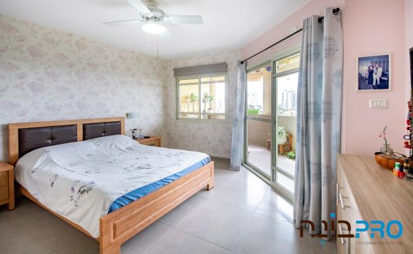 מיכאל לוין, רביבים