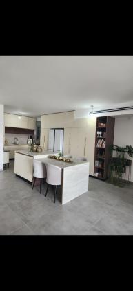 הרב אברהם קוק 1, השחר