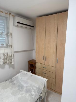 הופיין 8, נוה אביבים