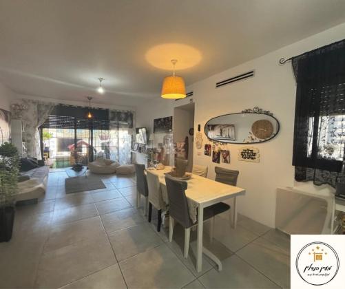 ברקת, אבני חן