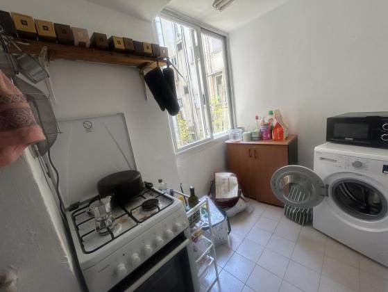 אבן גבירול, שרונה