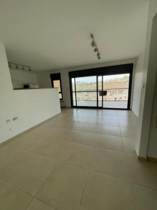 חיים מרינוב, הר חומה