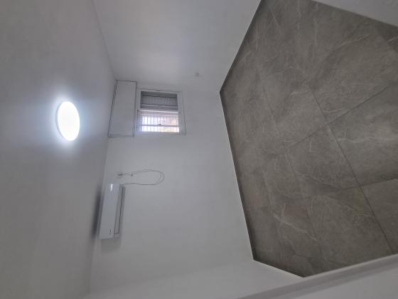 זבולון 70, קרית פרוסטיג