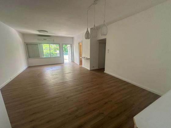 אשר ברש 32, הירוקה המרכזית