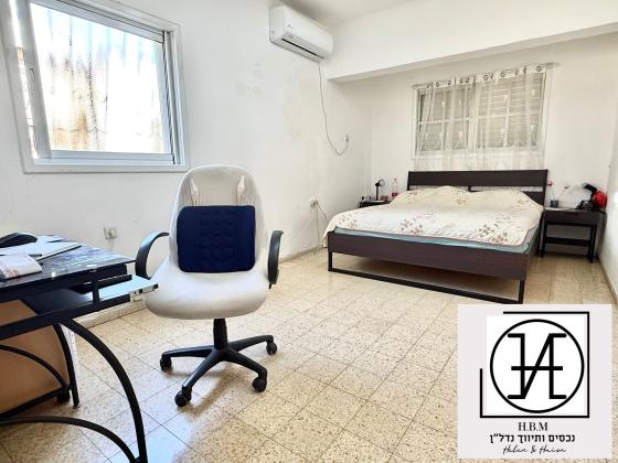 הפלמ"ח 16, אגרובנק